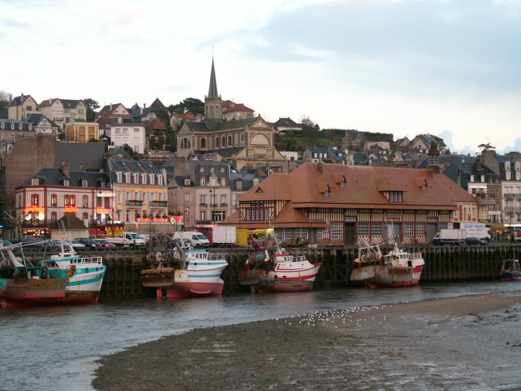 Les Studios Saint Germain Trouville-sur-Mer Exterior foto